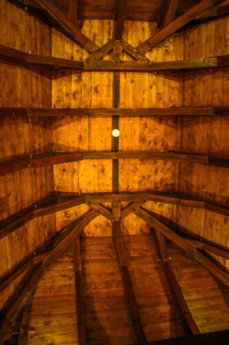 Château de Bagnols room ceiling