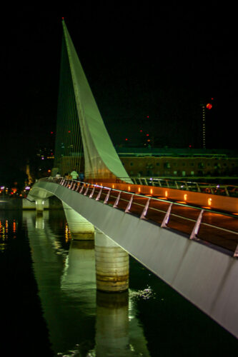 Puerto Madero bridge rail