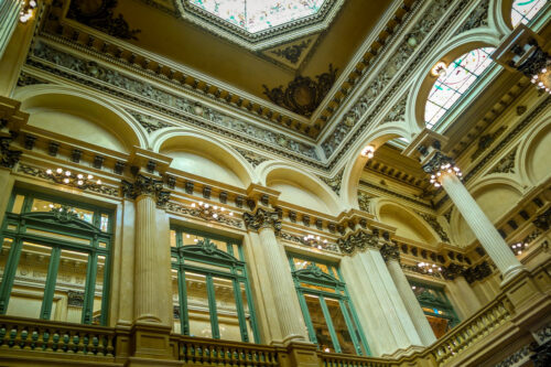 El Teatro Colón entrance