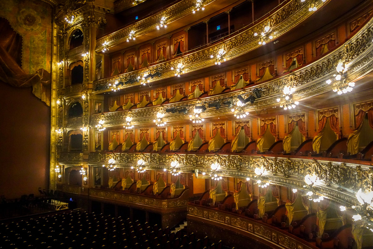 El Teatro Colón balconies