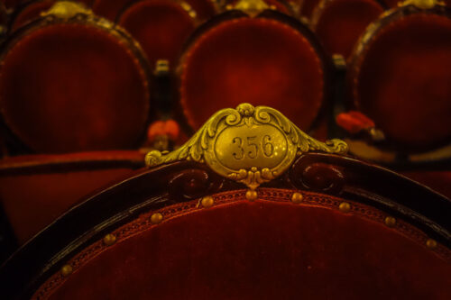 El Teatro Colón chair detail