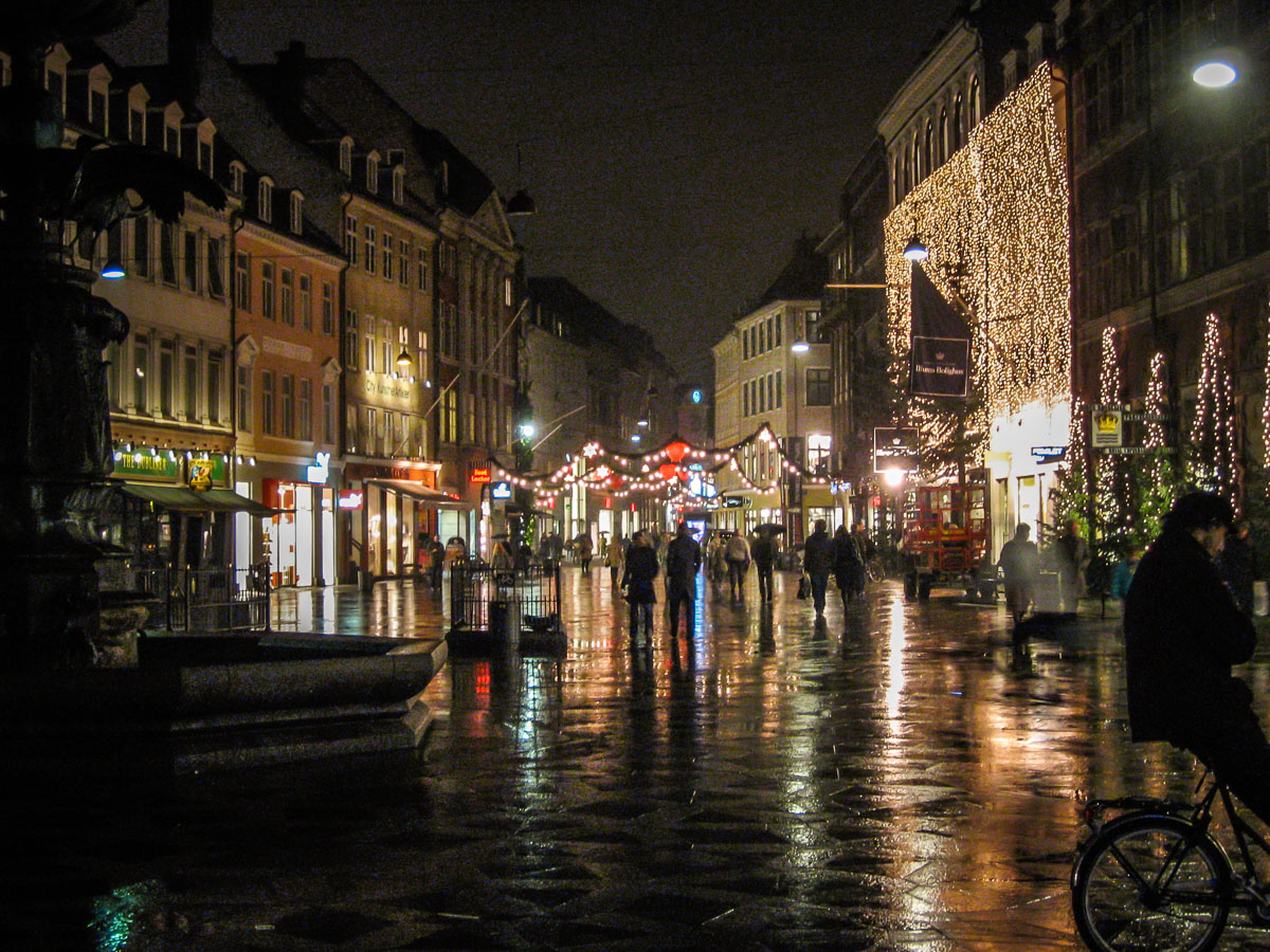 Copenhagen Centrum in rain