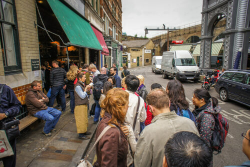 Borough Market Monmouth coffee long lines