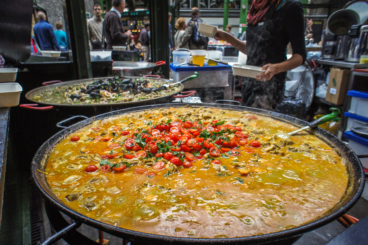 Borough Market cooking thai food