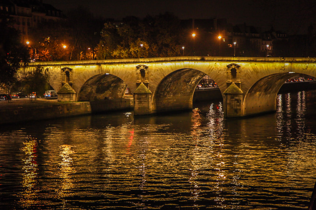 Seine bridge at night
