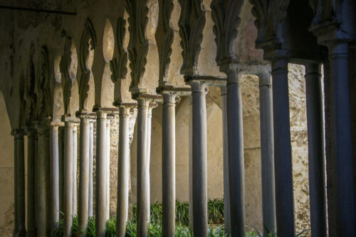 Ravello columns
