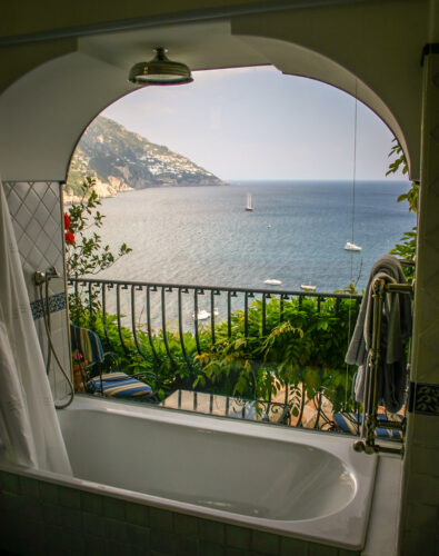 Hotel Miramare Positano bathtub view