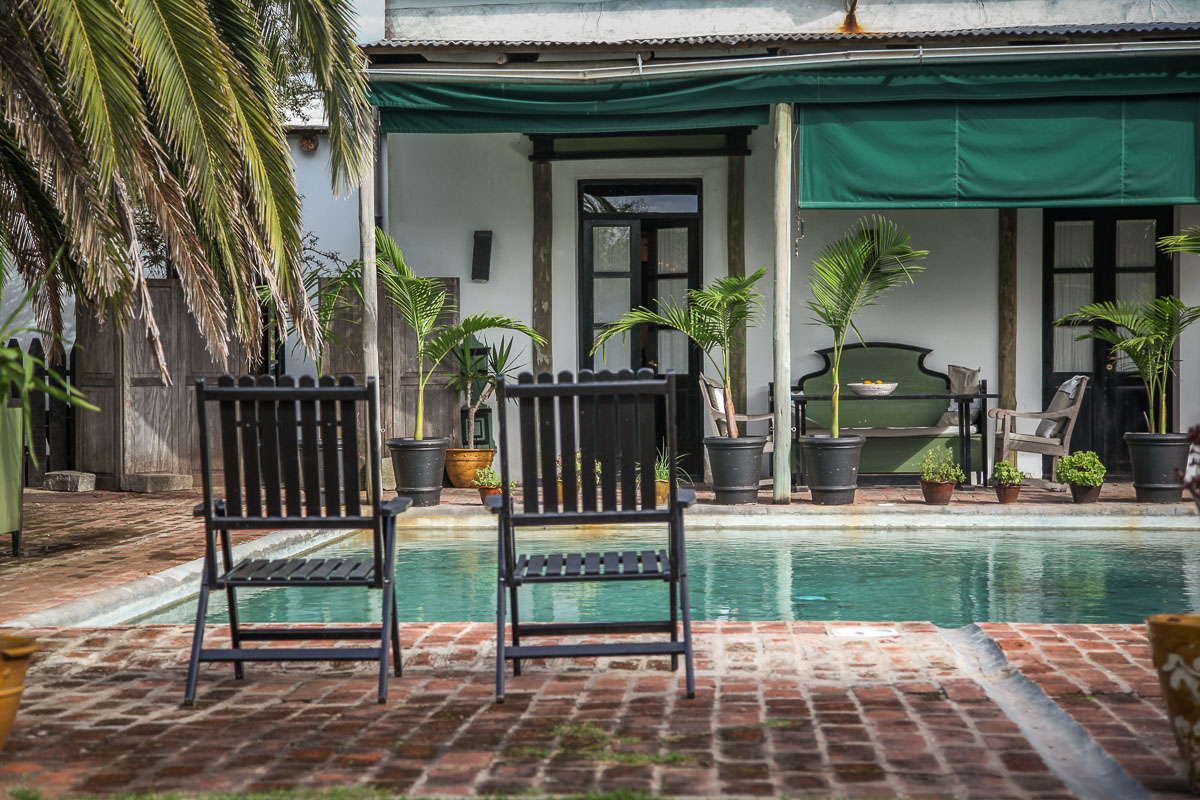 Hotel Garzónn pool chairs