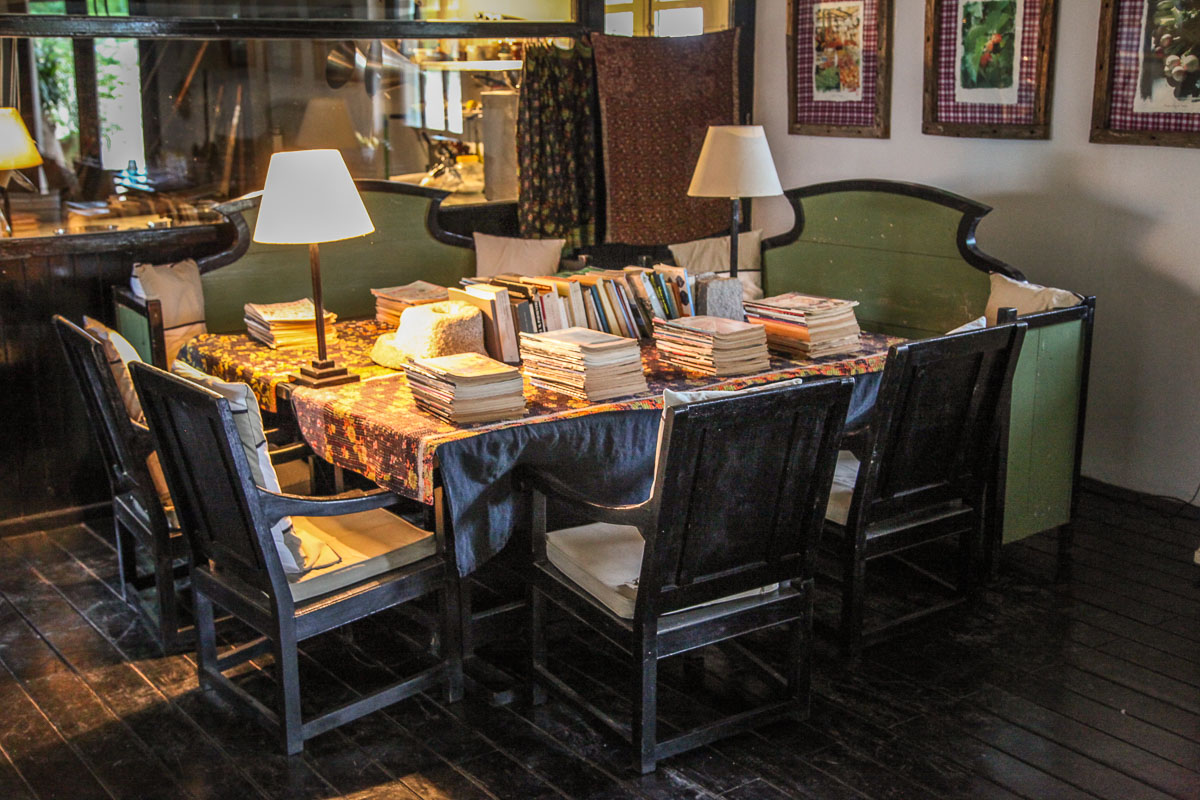 Restaurante Garzón seating area