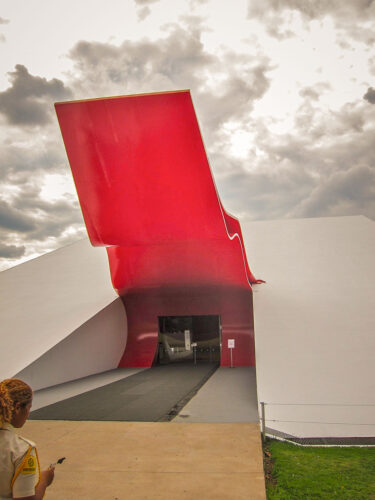 Ibirapuera Auditorium entranceway