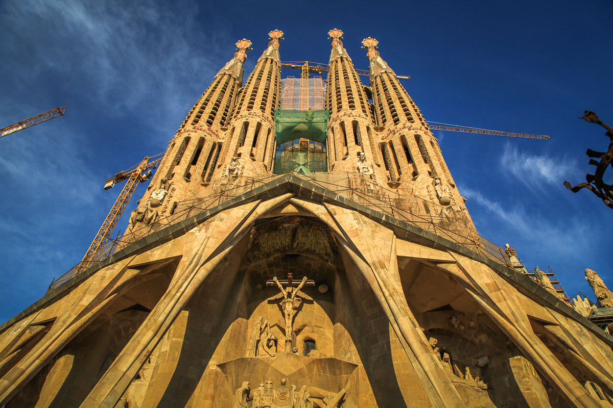 La Sagrada Família exterior entrance