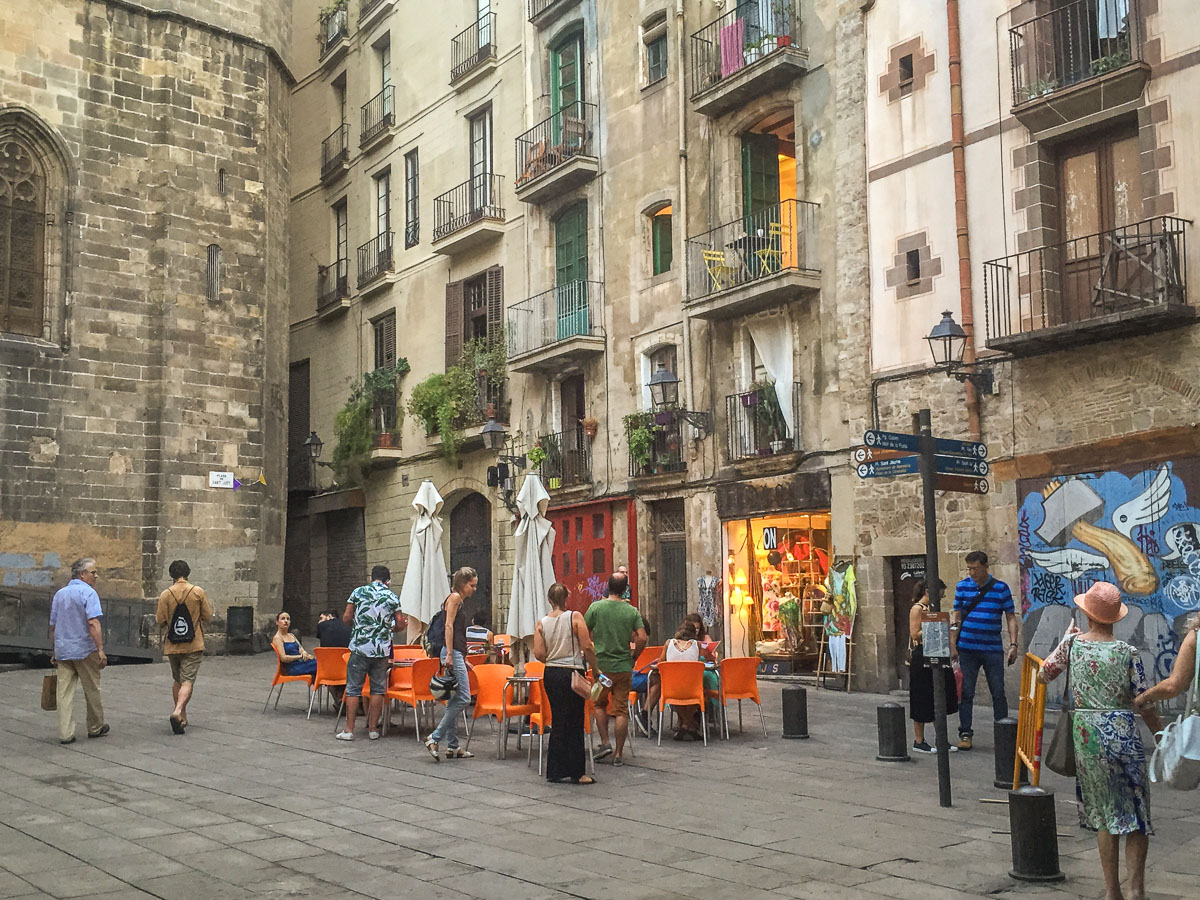 cafe in gothic quarter barcelona