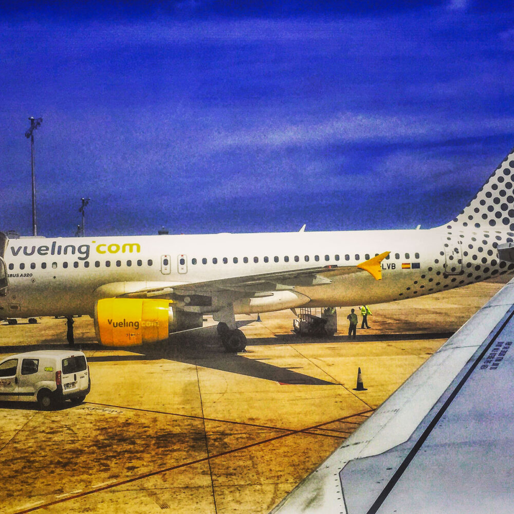 vueling plane