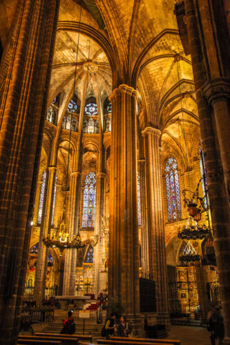 columns gothic Catedral de Barcelona