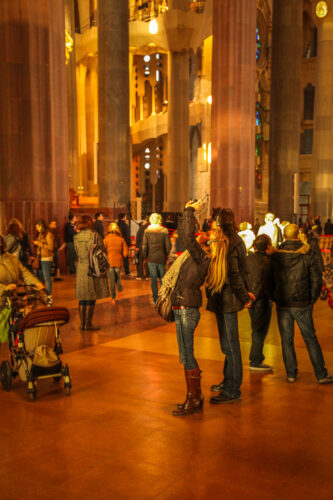 people viewing La Sagrada Família