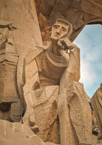 exterior sculpture La Sagrada Família