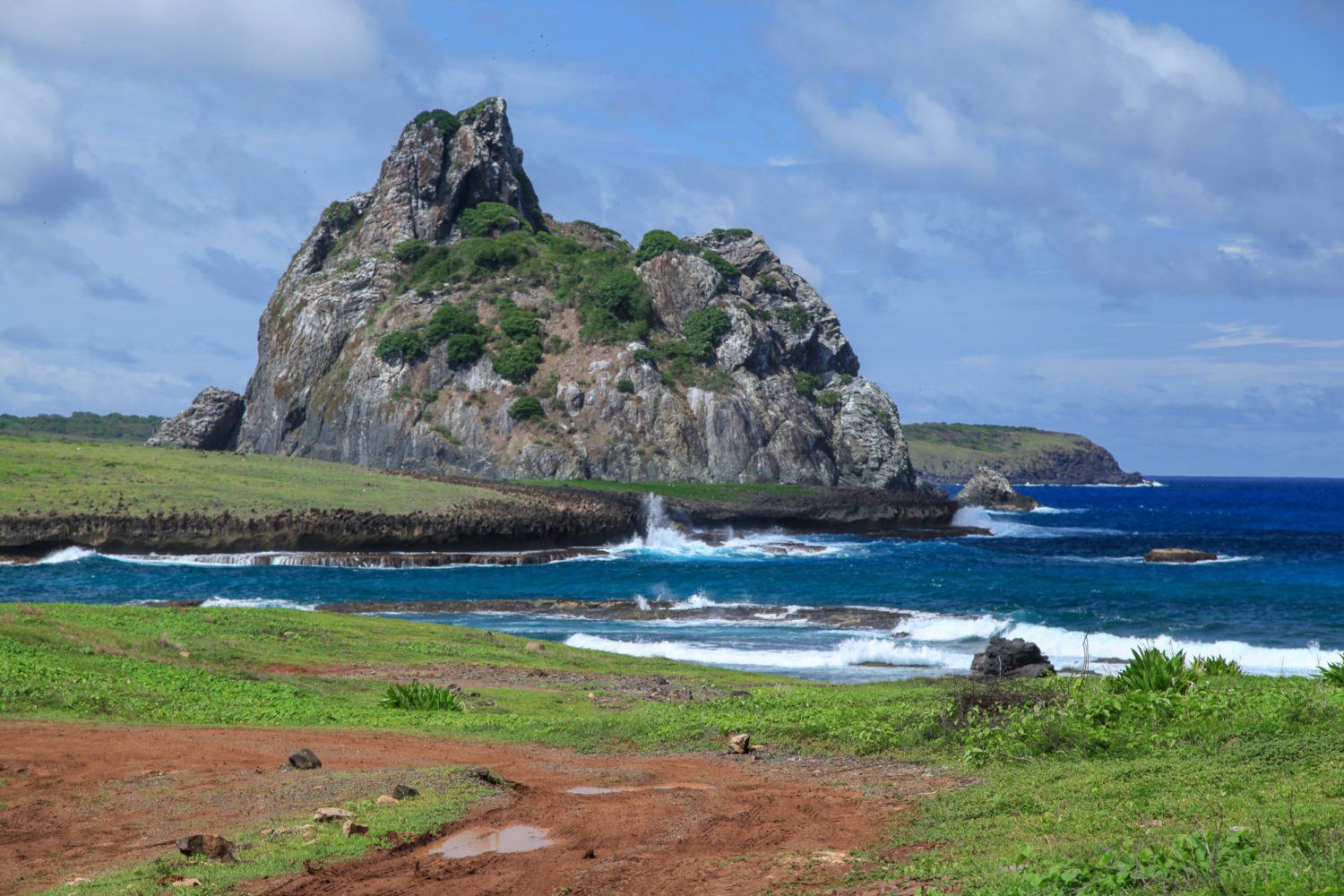 Fernando de Noronha northern tip