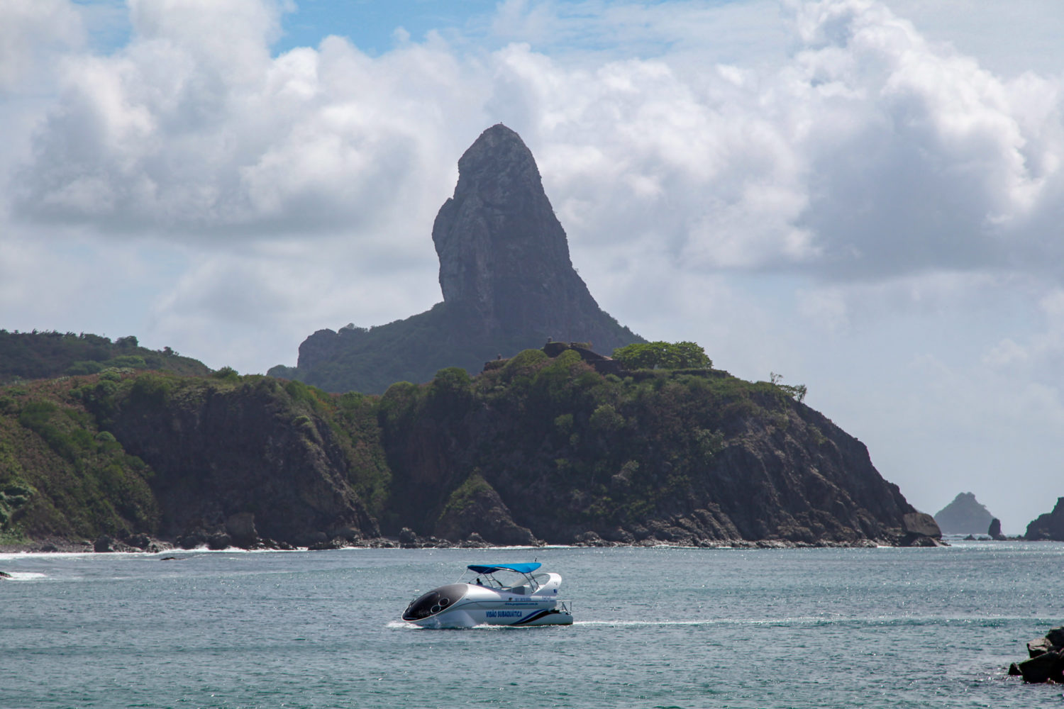 Glass bottom boat Fernando de Noronha