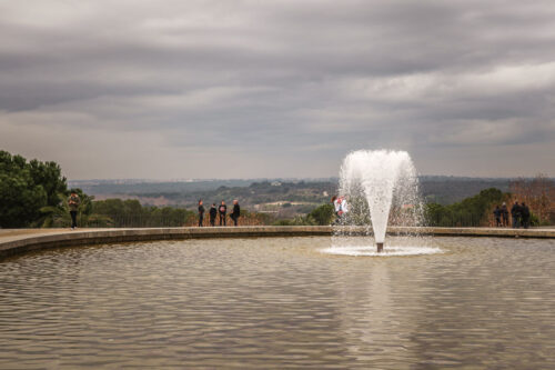 Parque de la Montaña fountain