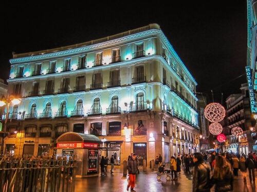 busy plaza madrid