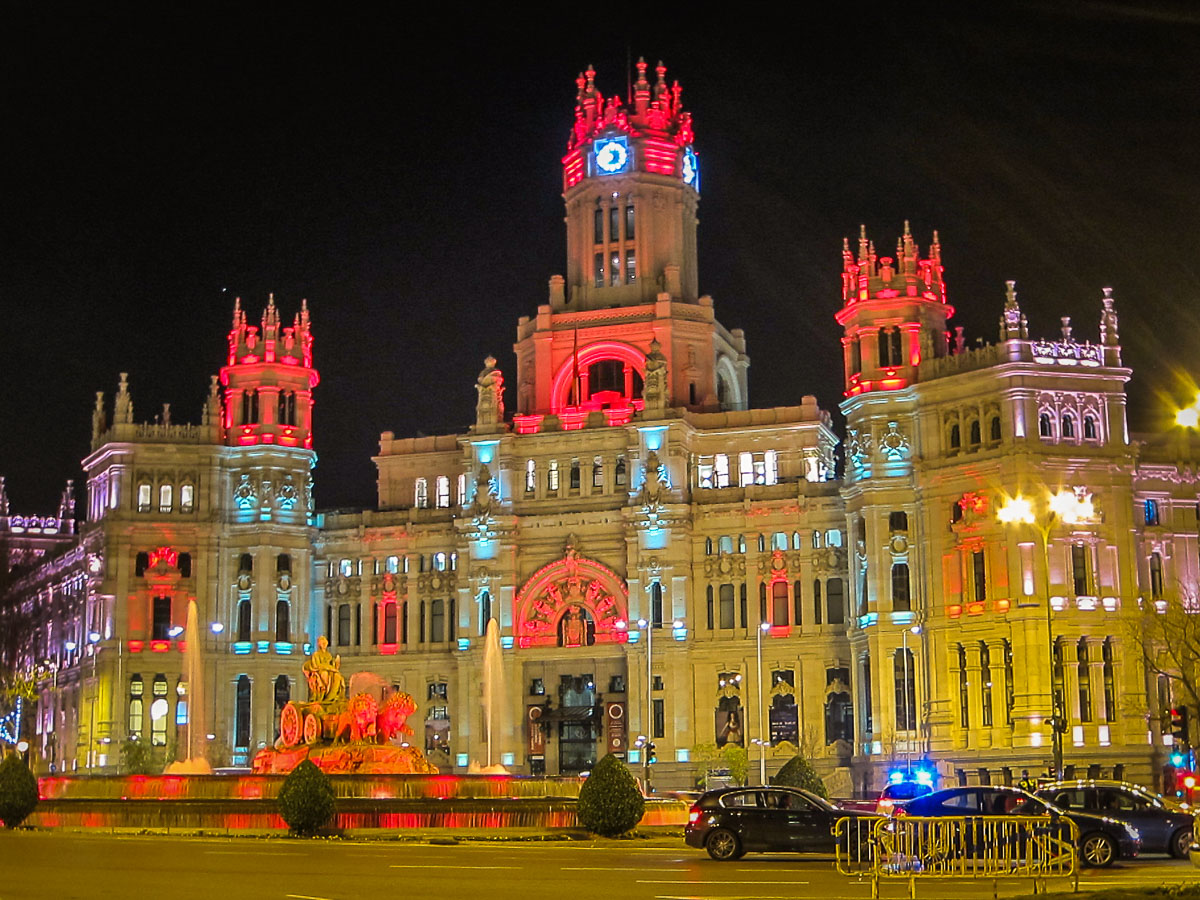 Palacio de Cibeles at christmas