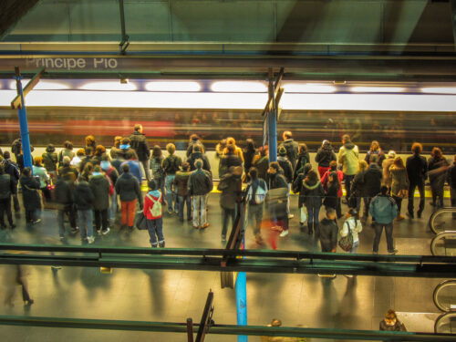 departing trains Estacion de Principe Pio