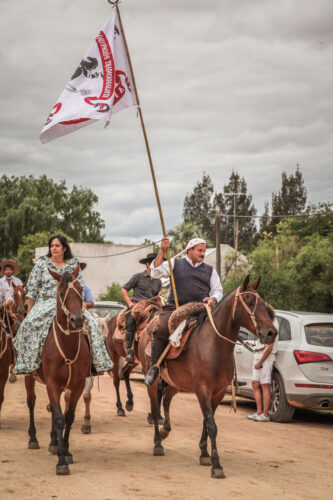 Garzón gaucho parade flags