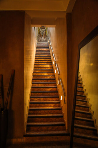 Villa des Orangers stairway