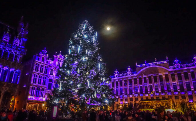 Brussels Grand Place christmas tree