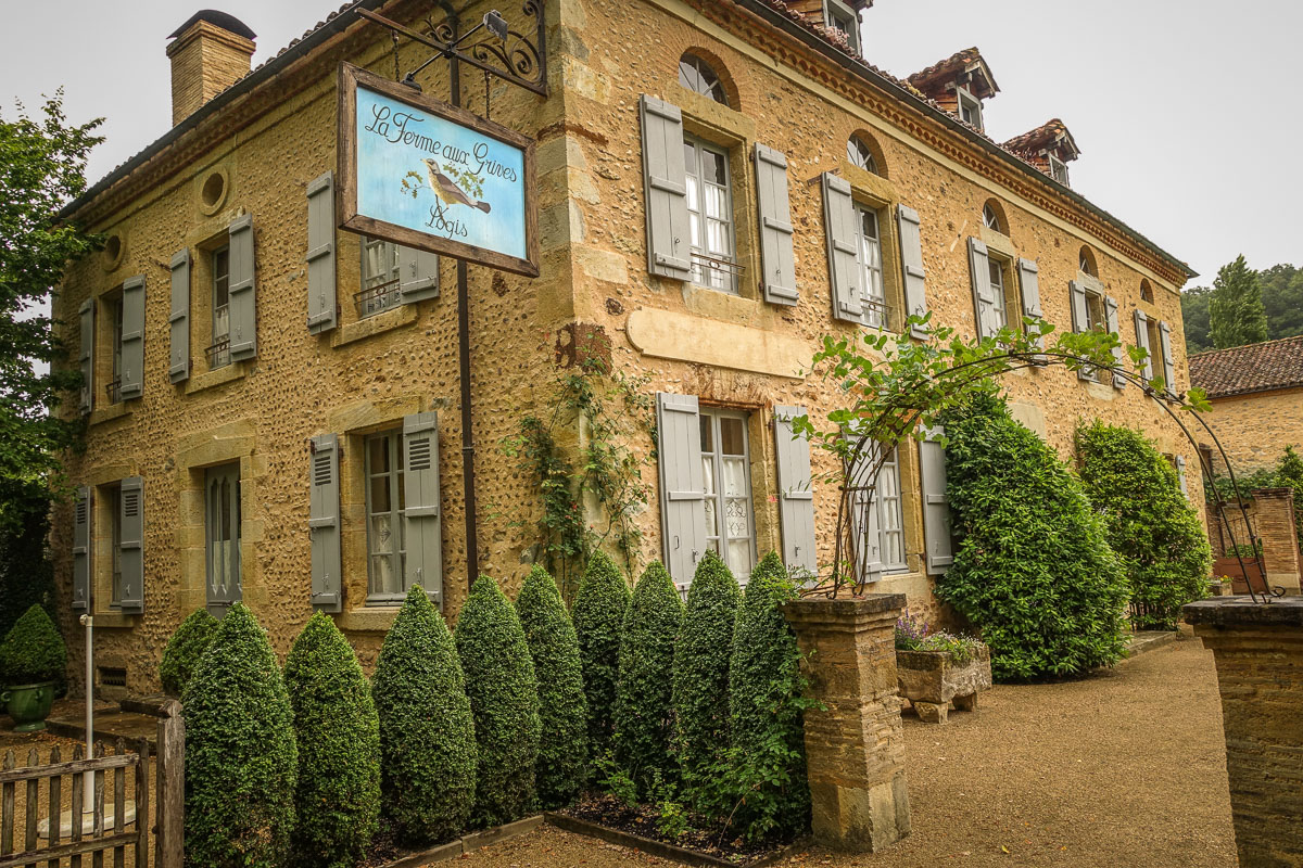 La Ferme aux Grives Les Prés d'Eugénie building