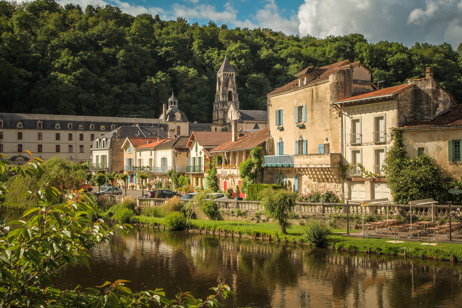 village view Brantôme