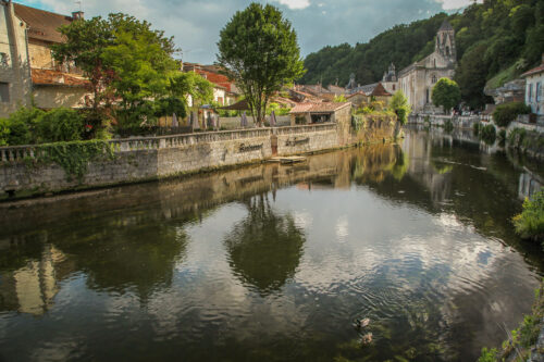 river reflections Brantôme