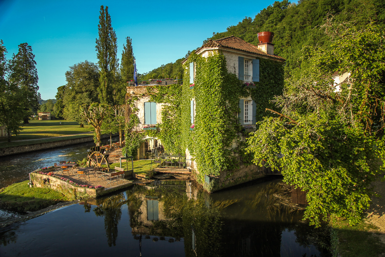 morning at Le Moulin de l'Abbaye