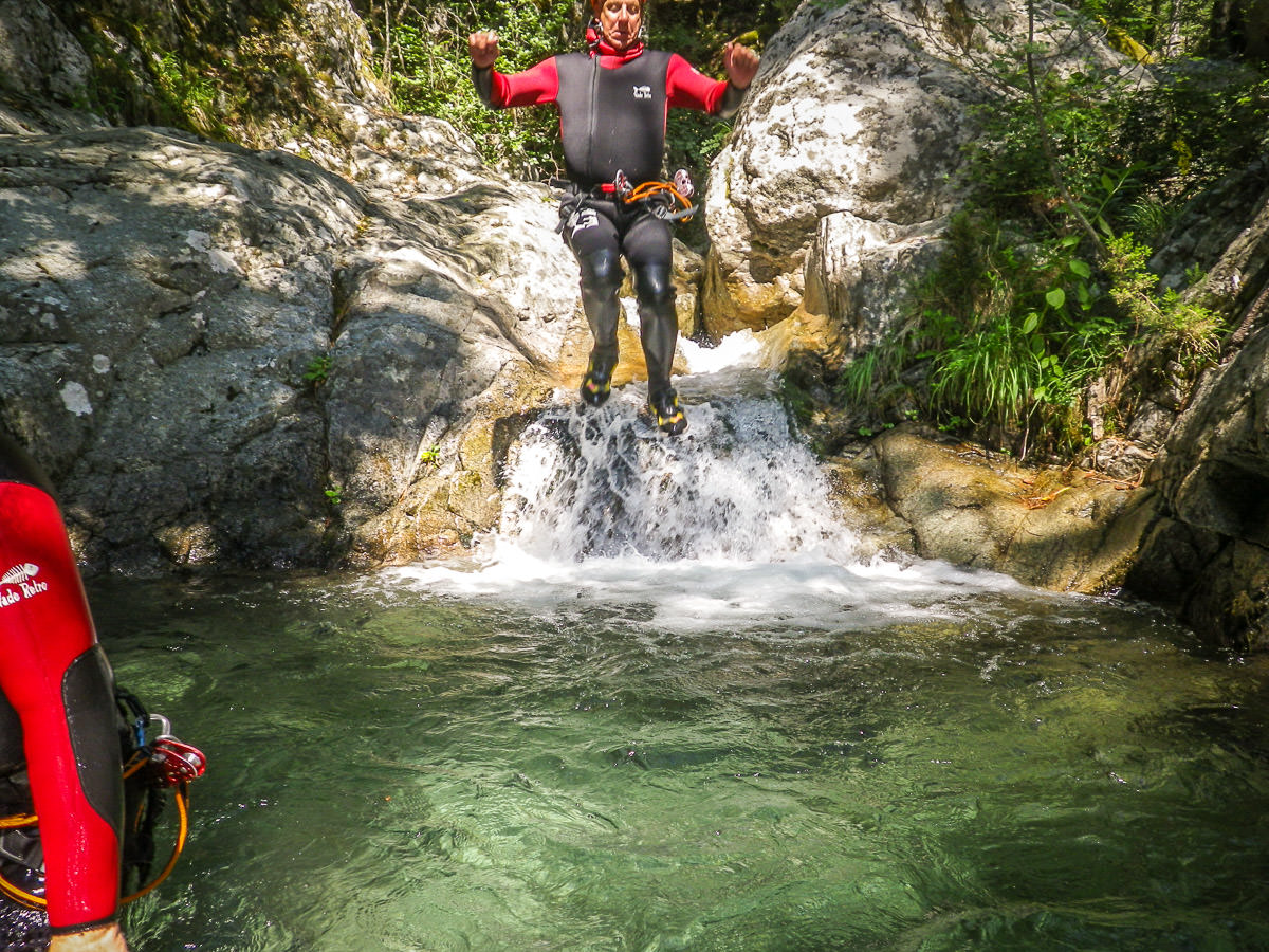 Canyoning in Corsica jump