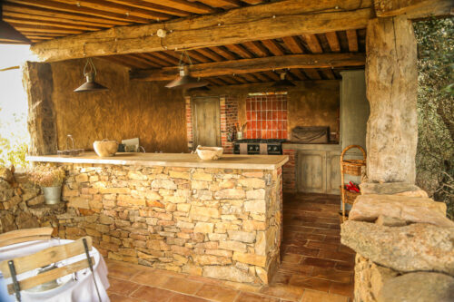 Domaine de Murtoli A Tiria outdoor kitchen counter
