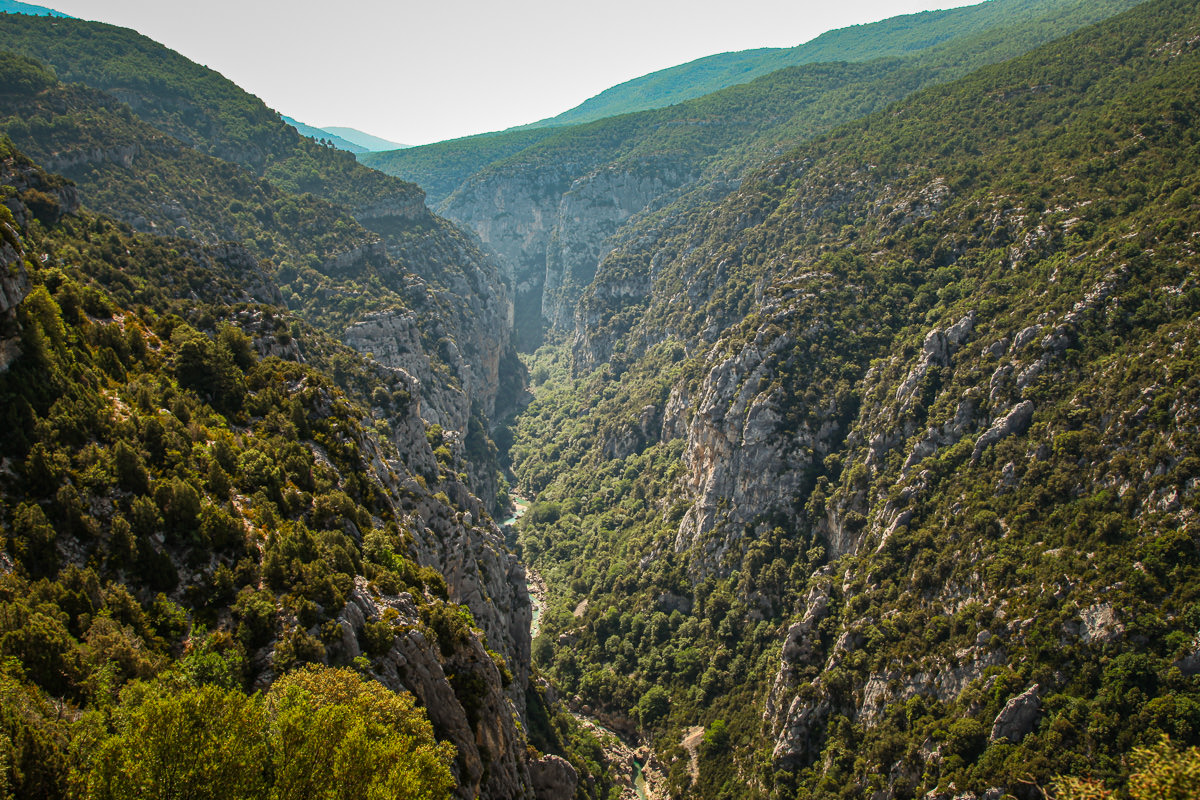 narrow canyon Gorges du Verdon