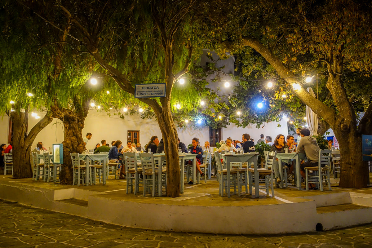Folegandros Chora restaurant night