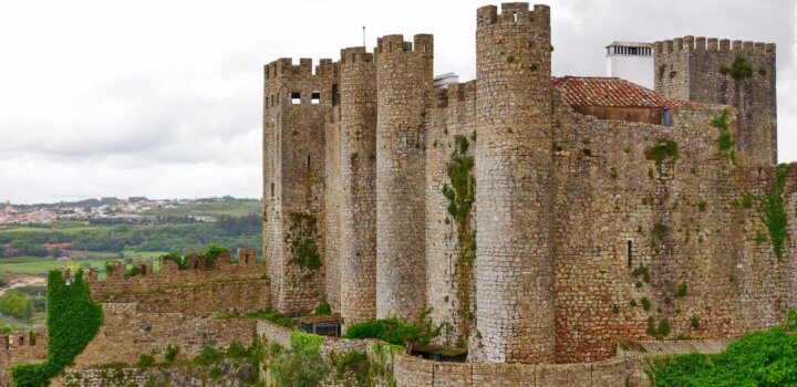 GET ALL “GAME OF THRONES” IN THIS COOL CASTLE VILLAGE IN PORTUGAL