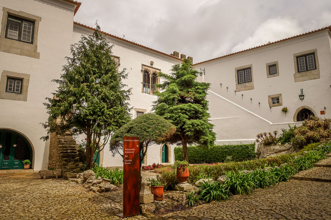 Pounds do Óbidos entrance