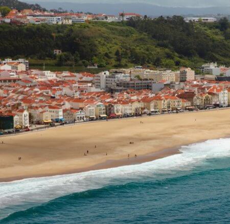 NAZARÉ–IN SEARCH OF THE BIG WAVES IN PORTUGAL
