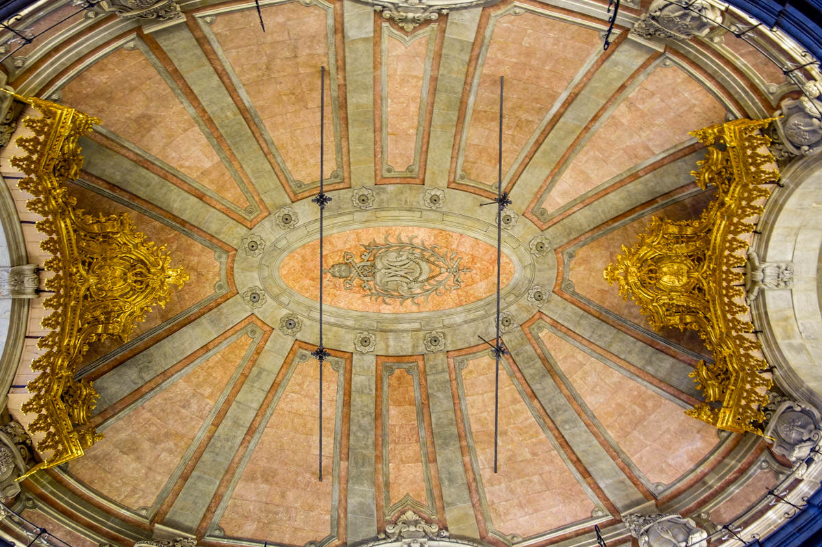 Church ceiling Porto