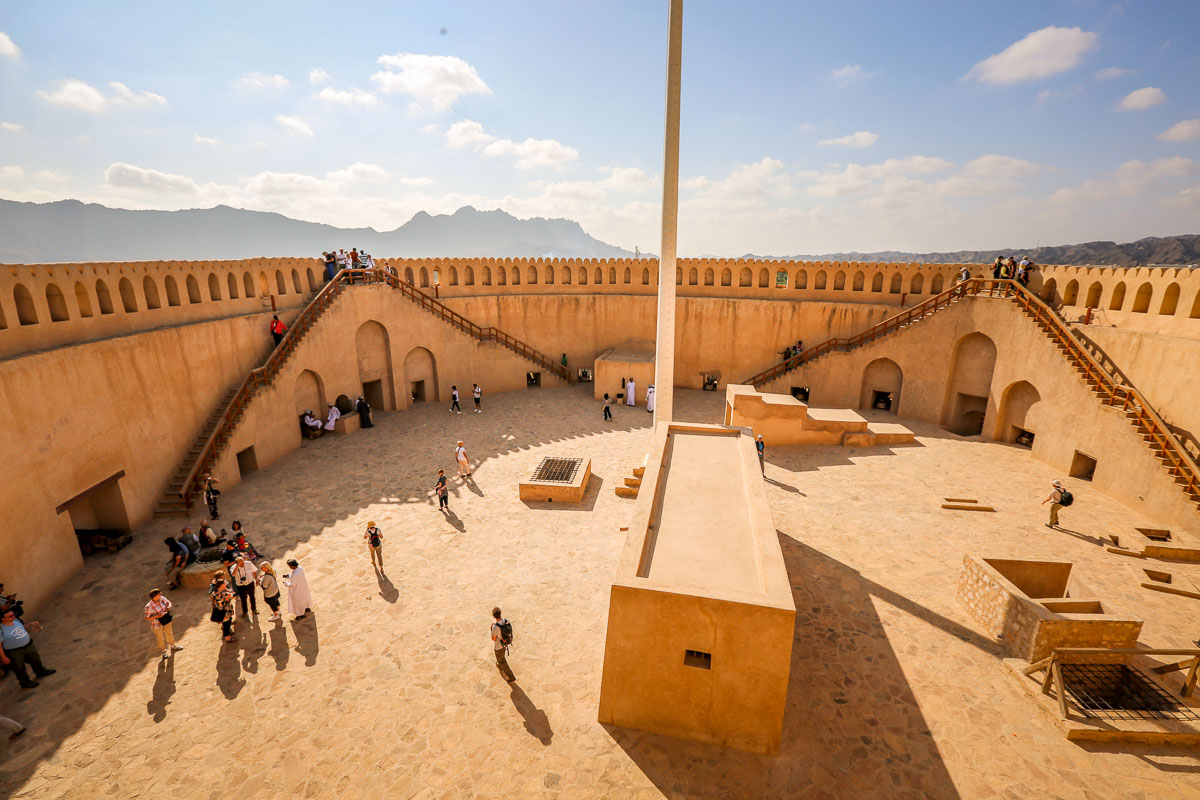 interior Nizwa Fort Oman