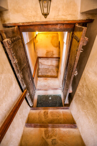 Trap door Nizwa Fort Oman