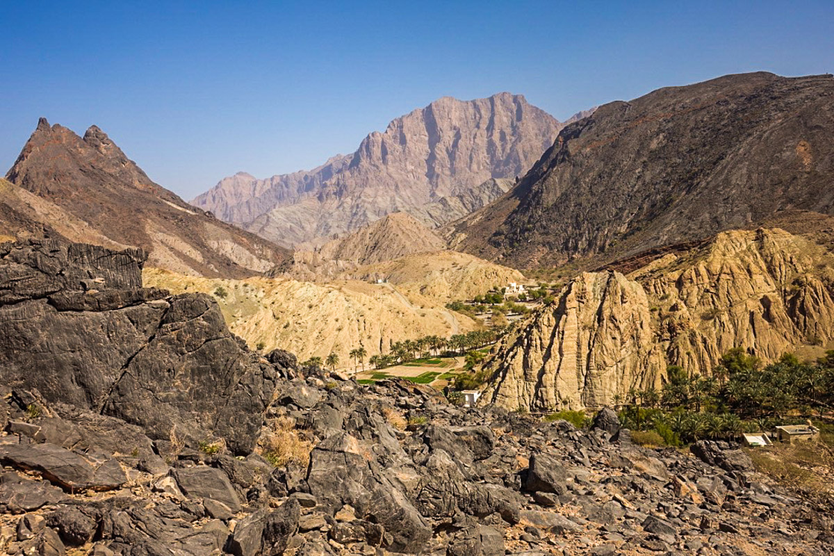 Oman Mountain Road geology