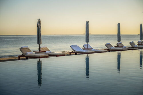 Chedi Muscat main pool in morning