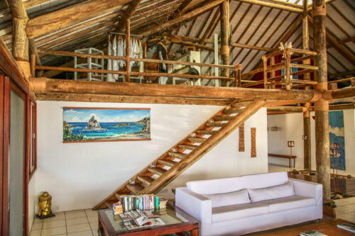 Pousada Maravilha Fernando de Noronha lobby stairs