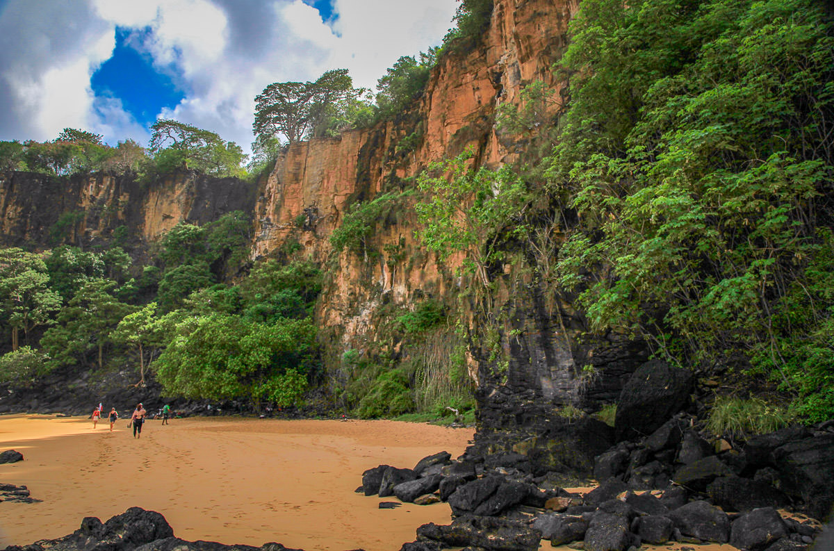 cliffs Praia do Sancho Fernando de Noronha