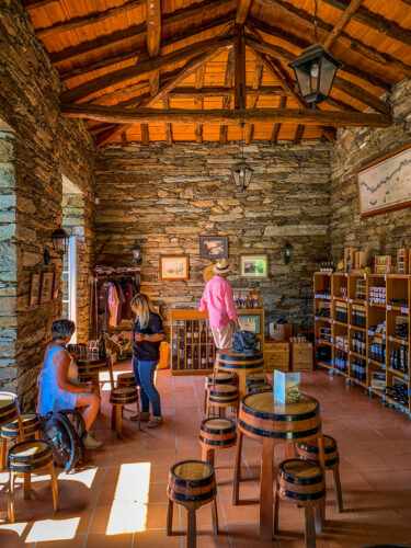 Quinta do Panascal tasting room