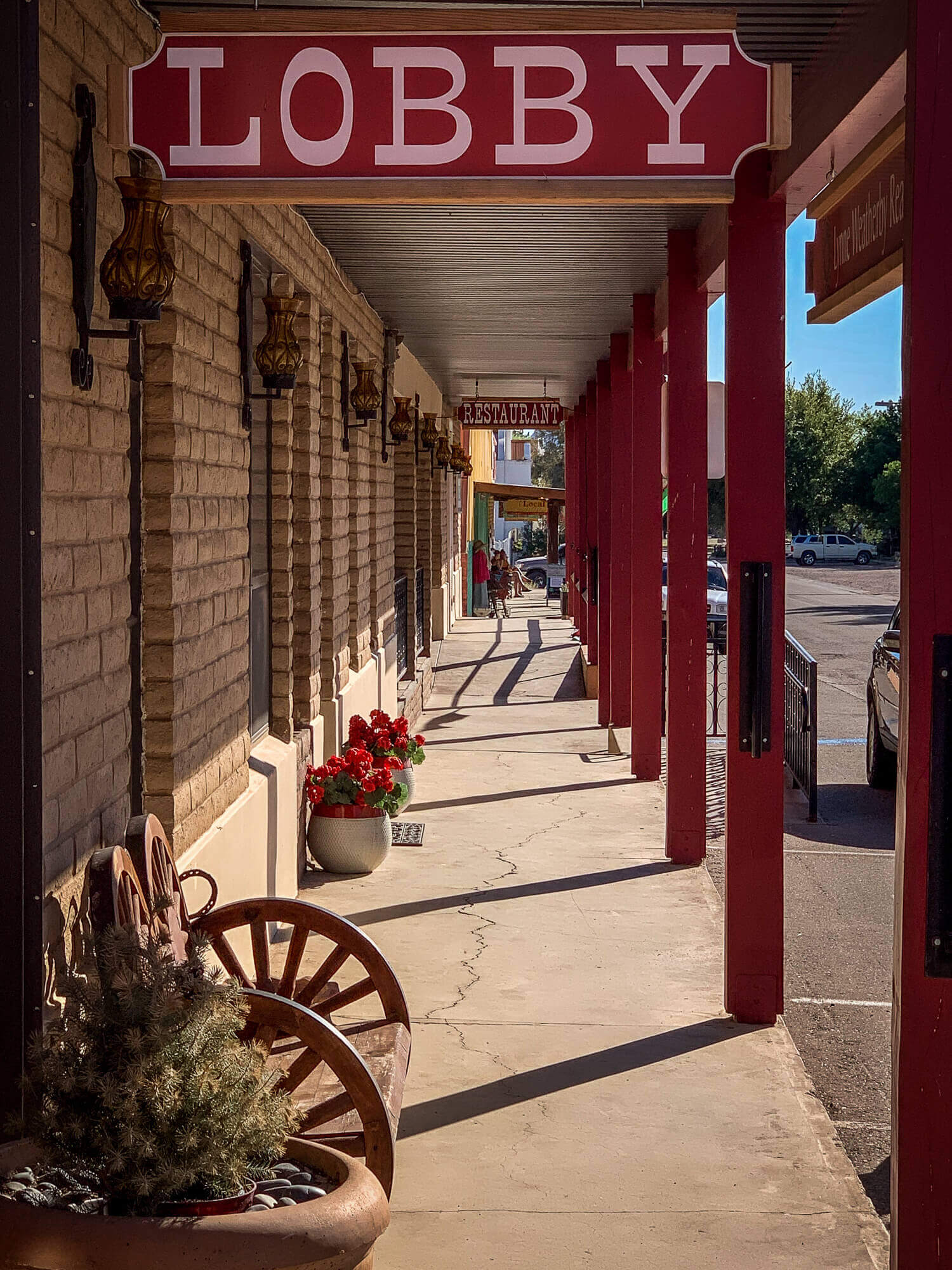 STAY ON A PRIVATE RANCH IN THE NEW MEXICO DESERT