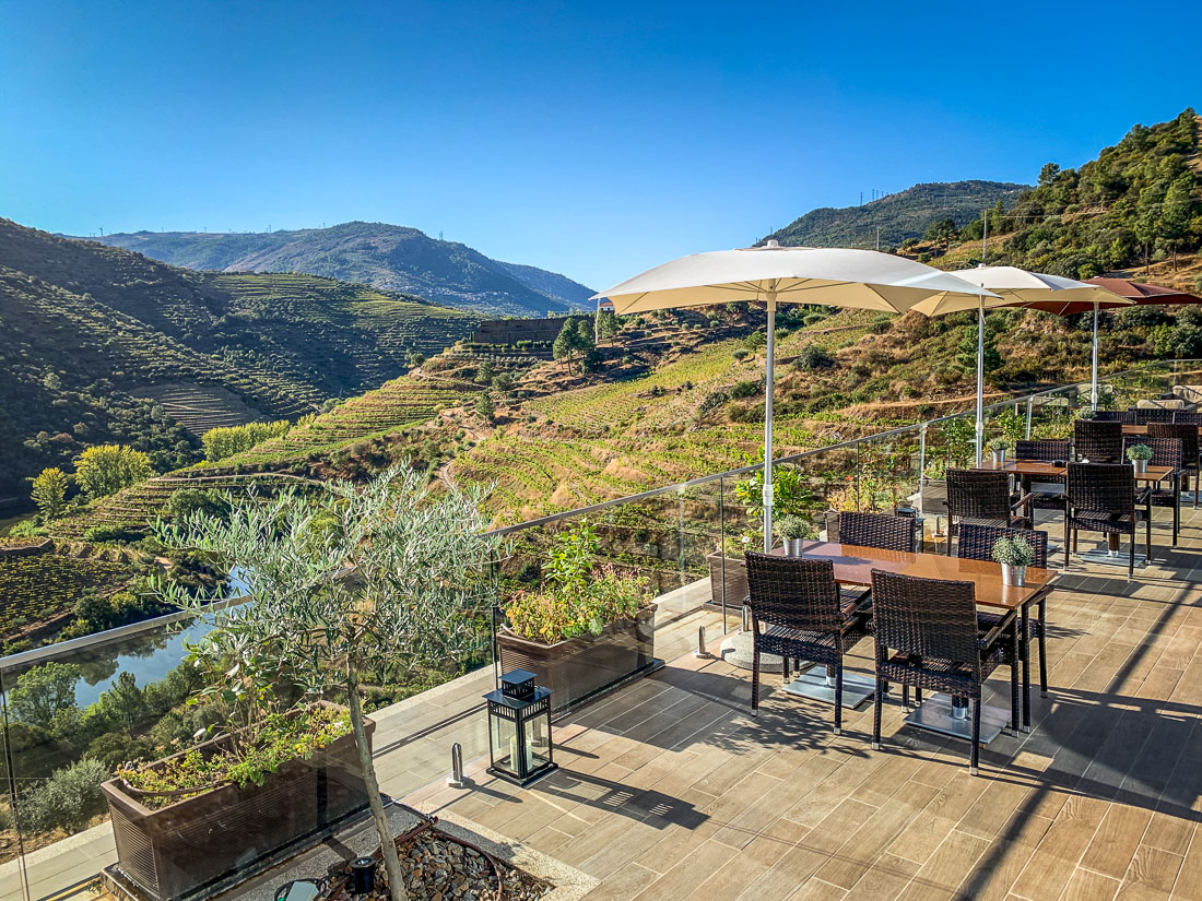 terrace restaurant Vila Gale Douro